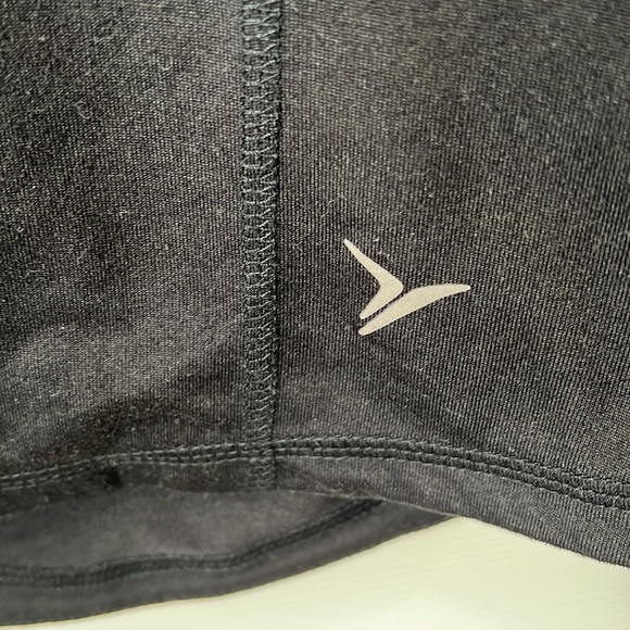 Old Navy Women’s Active Semi-Fitted 1/4 Zip Black Jacket. Size XS - Picture 6 of 8